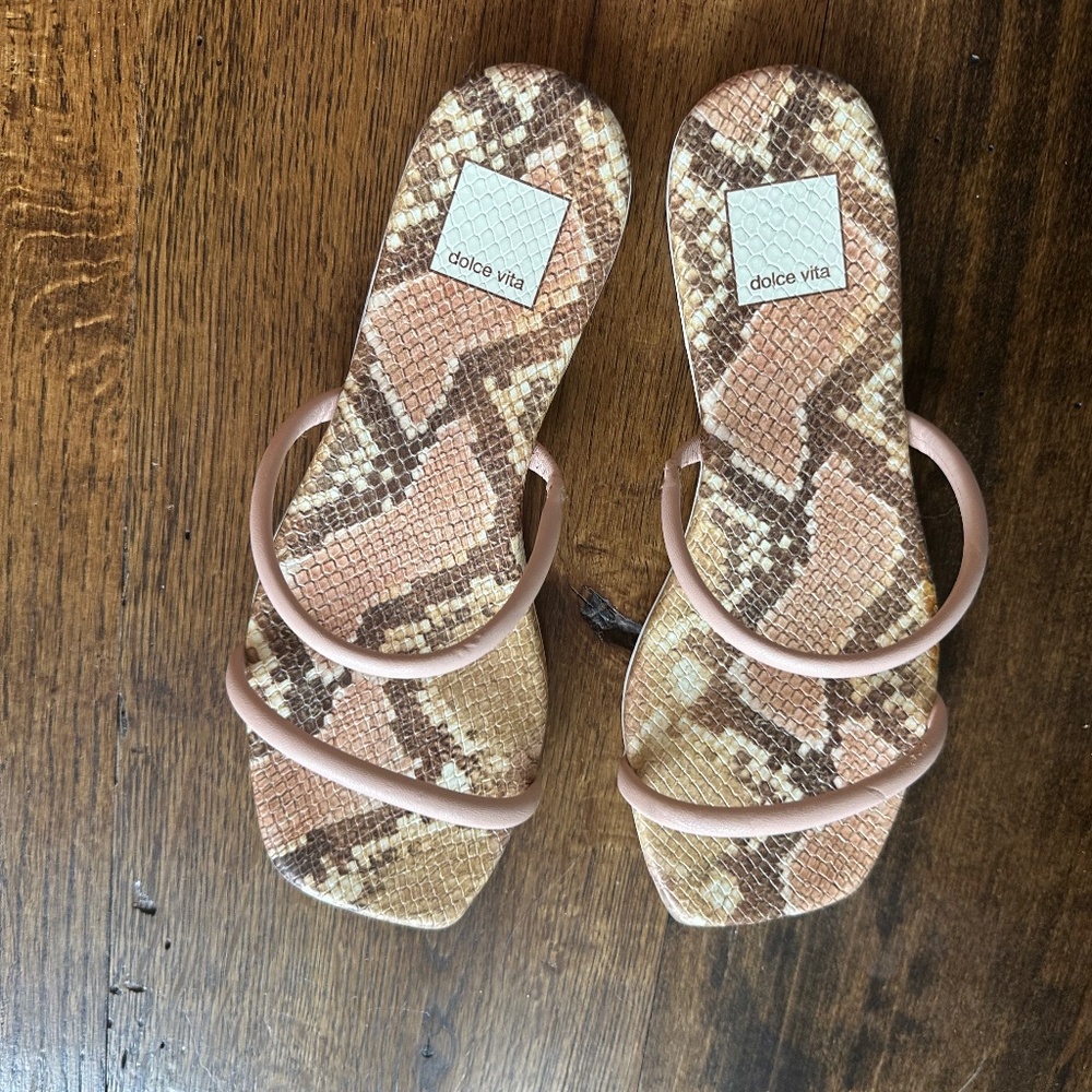 Dolci Vita Slip on Sandals